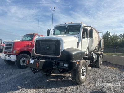 2004 Oshkosh F-2346 6x6 Mixer Truck