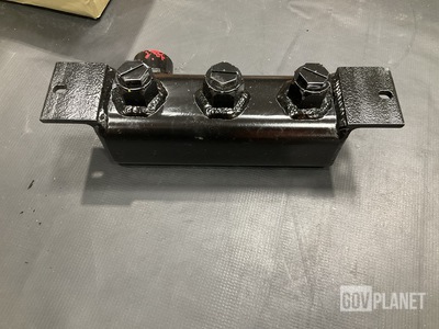 (6) DP Manufacturing 55024 Hydraulic System Accessories Manifolds