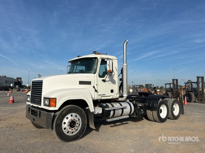 2015 Mack CHU613 6x4 Tracteur Routier