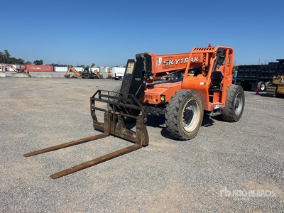 2020 JLG 8042 Manipulador Telescópico