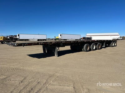 2014 Lode King 32 ft Super B-Train Flatbed Trailer
