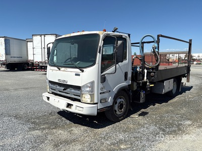 2014 Isuzu NQR 4x2 Utility Truck
