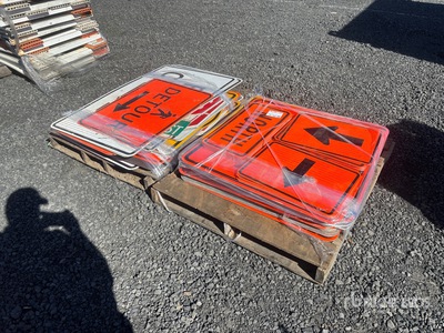 Quantity of (2) Pallets of Znaki drogowe
