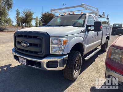 2016 Ford F-350 XL 4x4 Extended Cab Utility Truck (Inoperable)