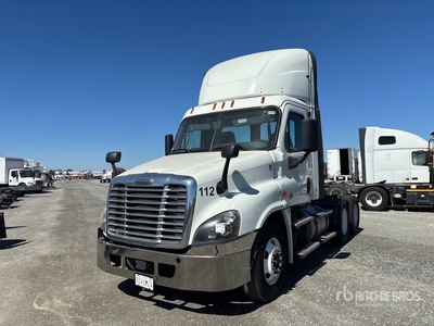 2020 Freightliner Cascadia 125 6x4 Ciągnik siodłowy T/A z kabiną dzienną