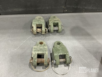 (40) 8383805 Tow Bar Clevises