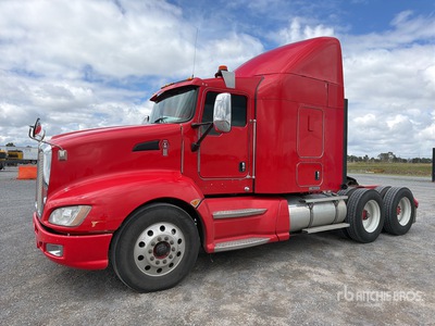 2018 Kenworth T660 6x4 Tractocamion con Dormitorio / T/A Sleeper Truck Tractor