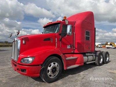 2018 Kenworth T660 6x4 Tractocamion con Dormitorio / T/A Sleeper Truck Tractor