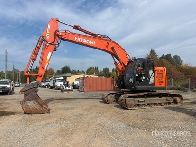 2021 Hitachi ZX225USLC-6 Kettenbagger