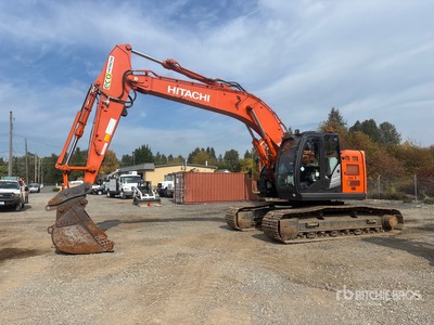 2021 Hitachi ZX225USLC-6 Escavatore cingolato