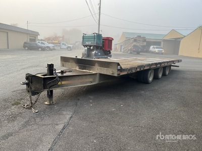 2014 Interstate 29 ft Tri/A Aanhangwagen met kanteldek