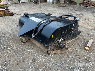 2014 Cat BP118C 74 in Skid Steer Sweeper