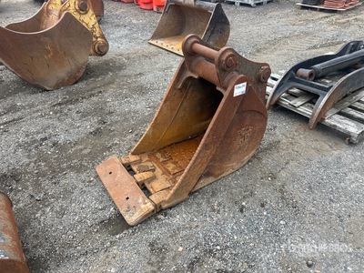 Peck 24 in Digging Excavator Bucket