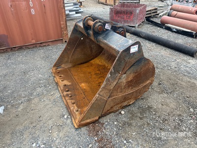 60 in Cleanup Excavator Bucket