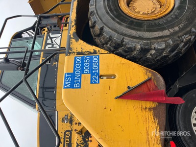 2005 Cat 735 Articulated Dump Truck