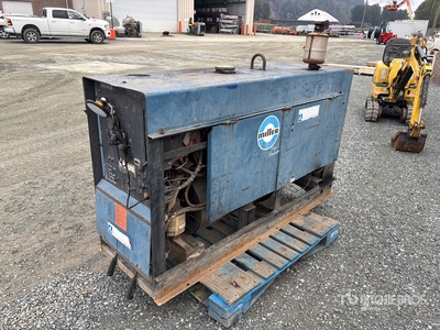 1982 Miller Trailblazer 55G 400 A Skid-Mounted Multi-Process Engine Driven Welder