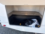 Spód with Storage Compartments