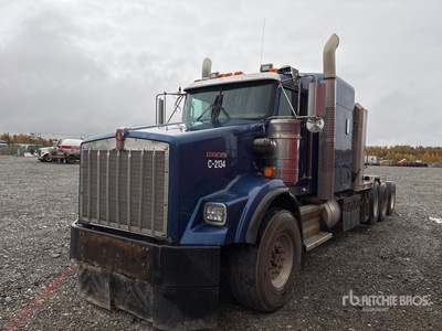 2014 Kenworth T800 8x4 Heavy Haul Tri/A Sleeper Truck Tractor