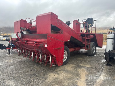 Bearcat Chip Spreader