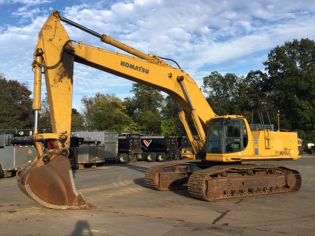 Komatsu PC600LC-6 Track Excavator