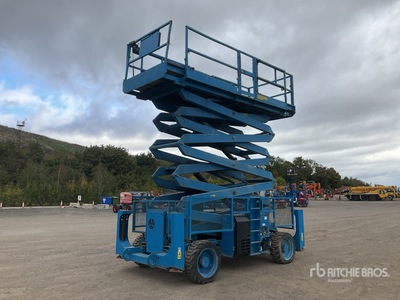 2013 Genie GS-5390 4x4 Diesel Scissor Lift