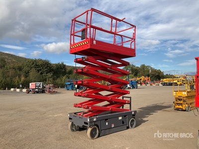 2014 Haulotte Compact 14 Electric Piattaforma aerea verticale