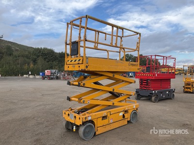 2015 Haulotte Compact 8 Electric Piattaforma aerea verticale