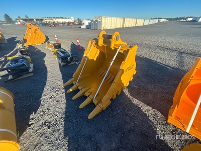 2026 AORLES EB80 48 in Digging Excavator Bucket - Fits Cat 320 (Unused)