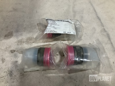 (43) Westsim Engineering CA3108ER-28-21P Electrical Plug Connectors