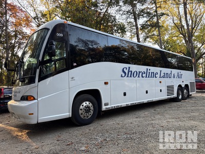2005 MCI J45 6x4 56-Seat Transit Bus