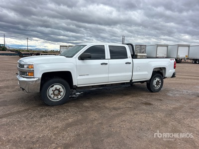 2018 Chevrolet Silverado 2500HD 4x4 Crew Cab Pickup