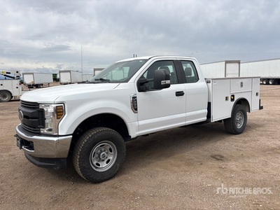 2019 Ford F-250 XL 4x4 Extended Cab Camion utilitaire