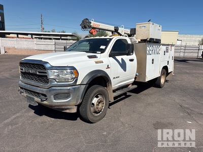 2019 Dodge 5500 4x4 Service Truck