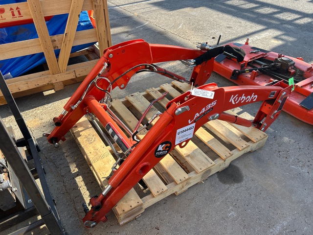 Kubota LA435 Front Loader Attachment