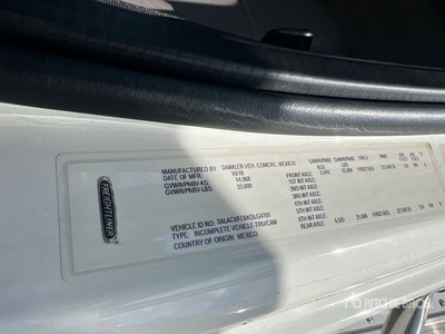2019 Freightliner M2 106 4x2 Furgonetka