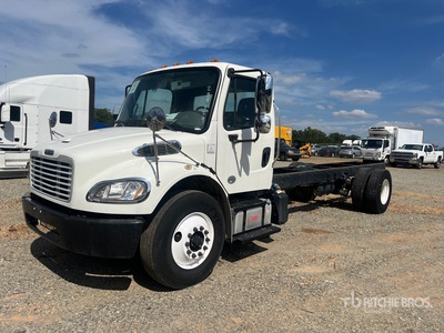 2020 Freightliner M2 106 4x2 Kabina i podwozie