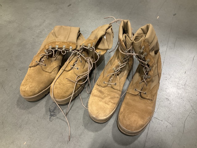 (123) Pairs of Hot Weather Boots (123) Pairs of Hot Weather Boots