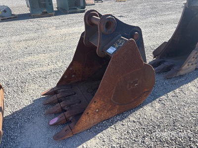 HE 36 in Excavator Bucket - Fits John Deere 160G