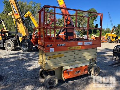 2019 JLG 2632ES Scissor Lift