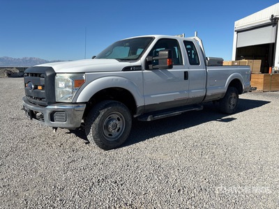 2015 Ford F-250 XL 4x4 Crew Cab Pickup