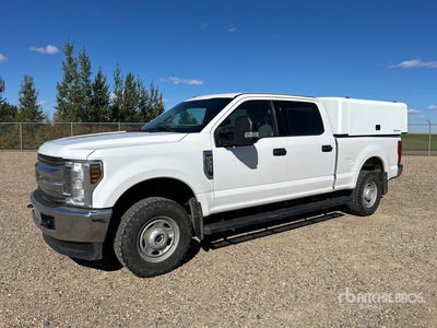 2019 Ford F-250 XLT 4x4 Crew Cab Pickup