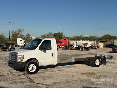 2012 Ford E450 4x2 Cab and Chassis