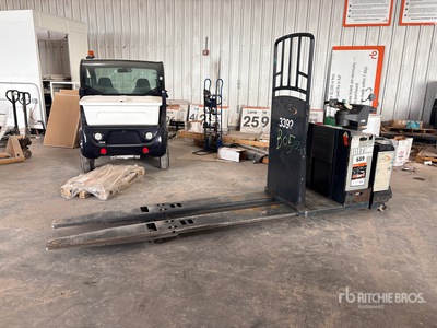 2017 Crown PC4500-80 8000 lb Electric Wózek paletowy