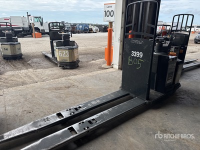 2018 Crown PC4500-80 8000 lb Electric Wózek paletowy