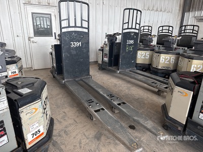 2017 Crown PC4500-80 8000 lb Electric Wózek paletowy