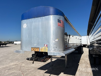 2018 Vanguard S-85-SS 39 ft T/A Aluminum Frameless Remolque banera
