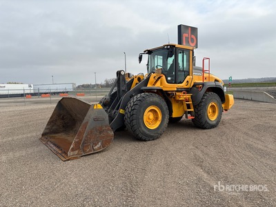 2022 Volvo L120H جرافة