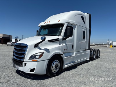 2025 Freightliner Cascadia 126 6x4 T/A Sleeper Truck Tractor