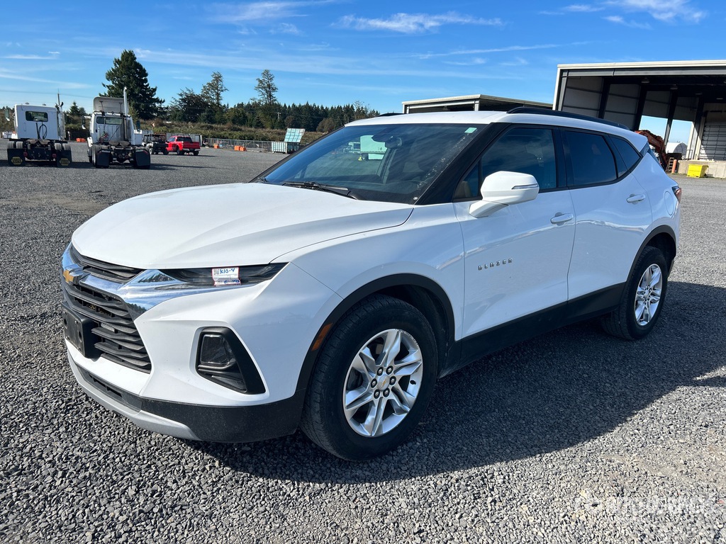 General Appearance with Featured Photo