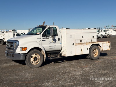 2007 Ford F-650 4x2 Utility Truck